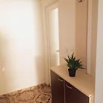 Apartamento Cozy 2 Bedroom With Terrace Near The Beach And Park