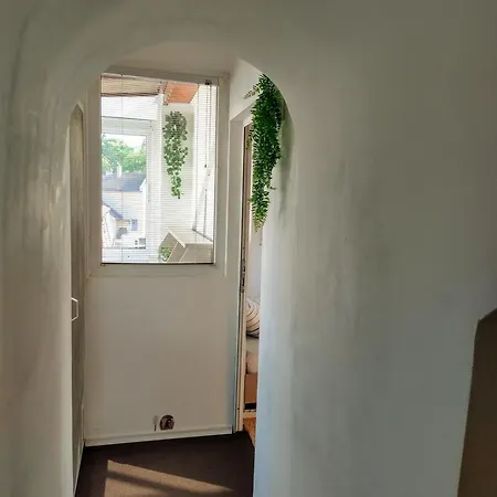 Cozy 2 Bedroom With Terrace Near The Beach And Park Varna