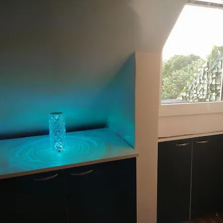 Cozy 2 Bedroom With Terrace Near The Beach And Park Varna