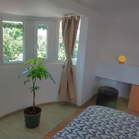 Apartament Cozy 2 Bedroom With Terrace Near The Beach And Park Varna