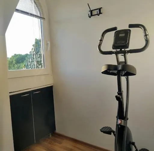 Apartament Cozy 2 Bedroom With Terrace Near The Beach And Park